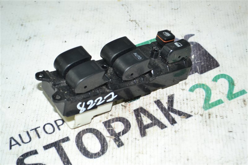 Блок управления стеклоподъемниками Toyota Corolla NZE121 1NZ 2001 (б/у)