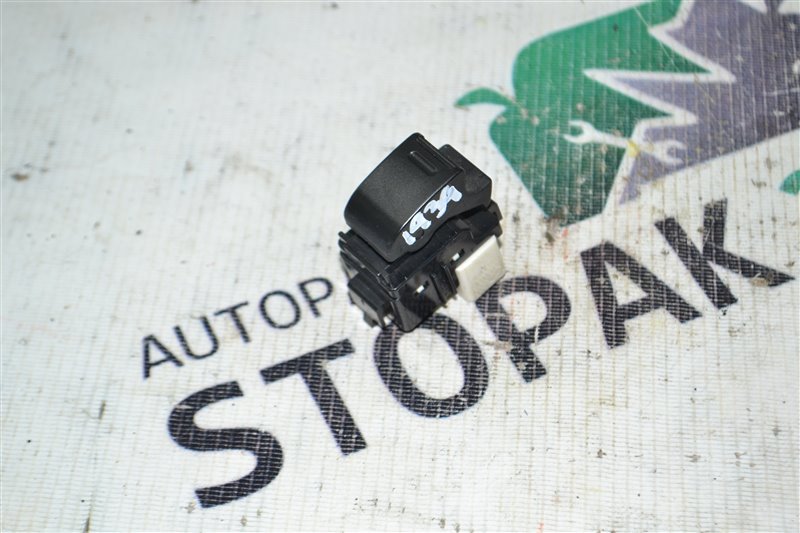 Кнопка стеклоподъемника Toyota Corolla NZE124 1NZ-FE 2000 (б/у)