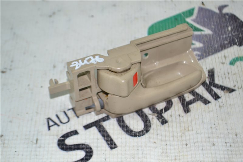 Ручка двери Toyota Runx NZE121 1NZ-FE 2002 левая (б/у)