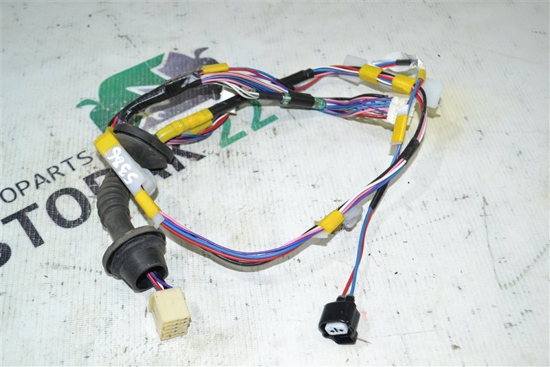 Проводка двери Toyota Corolla Runx NZE121 1NZ-FE 2006 задняя (б/у)