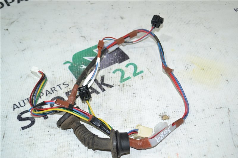 Проводка двери Toyota Corolla NZE124 2002 задняя (б/у)