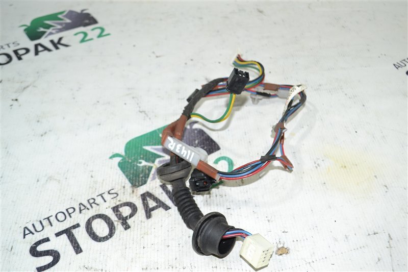Проводка двери Toyota Corolla NZE121 1NZ 2001 задняя (б/у)