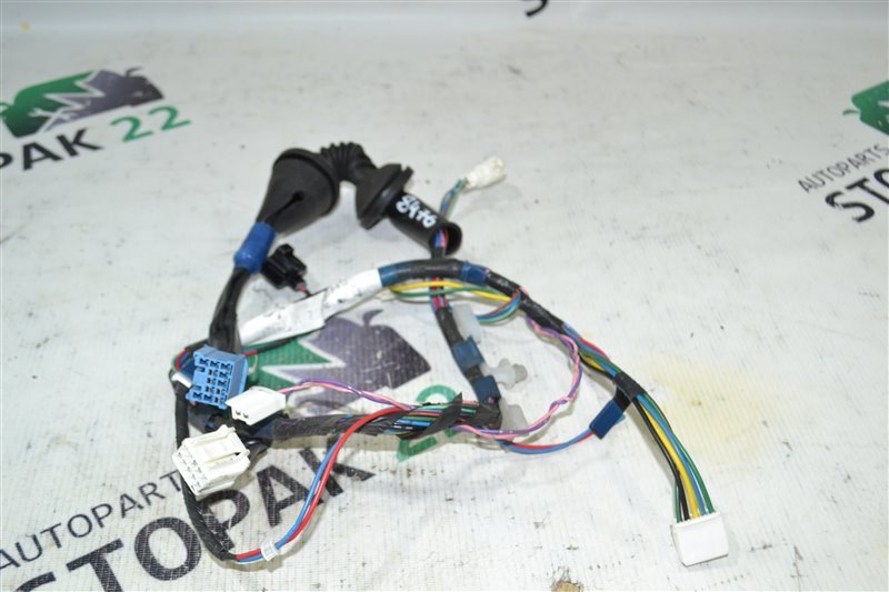 Проводка двери Toyota Runx NZE121 1NZ-FE 2002 передняя левая (б/у)
