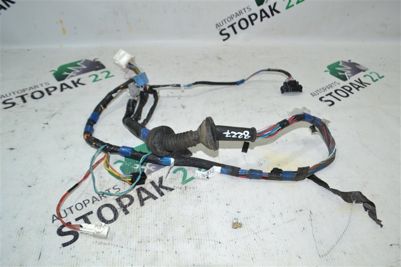 Проводка двери Toyota Corolla NZE121 1NZ 2001 передняя правая (б/у)