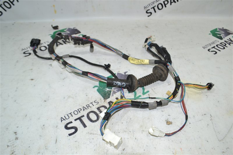 Проводка двери Toyota Corolla Spacio NZE121 1NZ 2002 передняя правая (б/у)