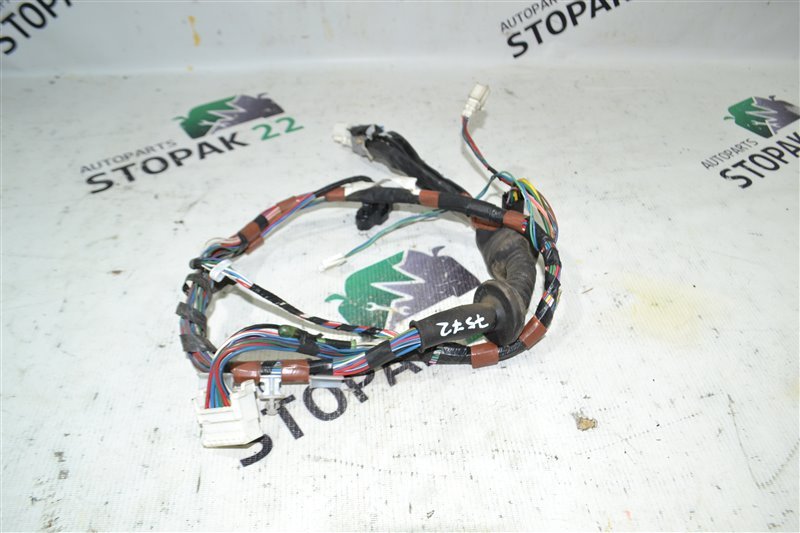 Проводка двери Toyota Allex NZE121 1NZ-FE 2001 передняя правая (б/у)