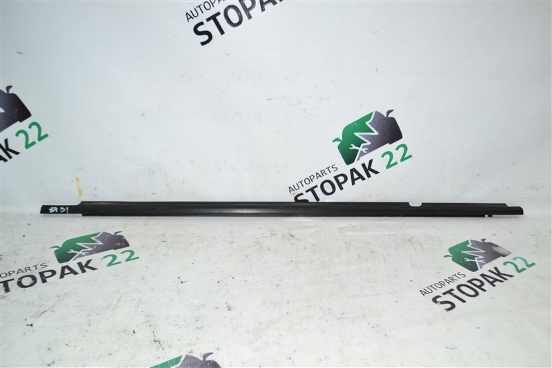 Молдинг стекла Toyota Corolla NZE121 1NZ-FE 2005 задний правый (б/у)