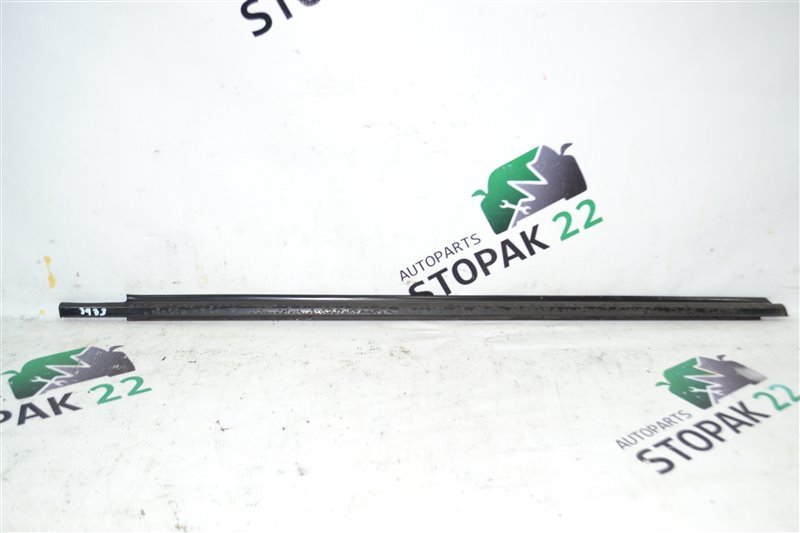 Молдинг стекла Toyota Corolla NZE121 1NZ-FE 2001 передний правый (б/у)