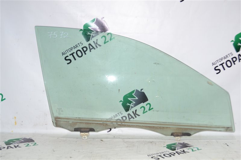 Стекло двери Toyota Allex NZE121 1NZ-FE 2001 переднее правое (б/у)