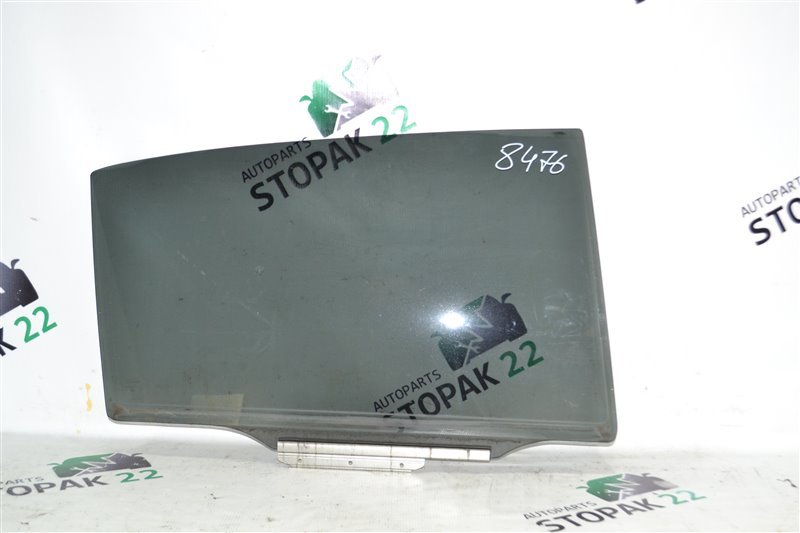 Стекло двери Toyota Runx NZE121 1NZ-FE 2002 заднее правое (б/у)