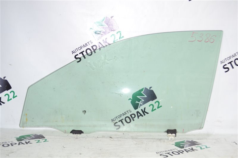 Стекло двери Toyota Corolla Runx NZE121 1NZ-FE 2006 переднее левое (б/у)