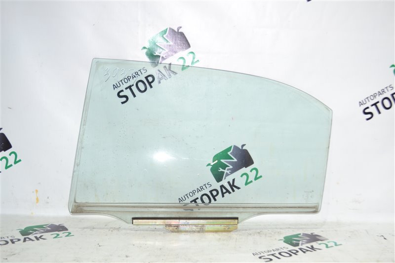 Стекло двери Toyota Corolla NZE121 1NZ-FE 2001 заднее левое (б/у)