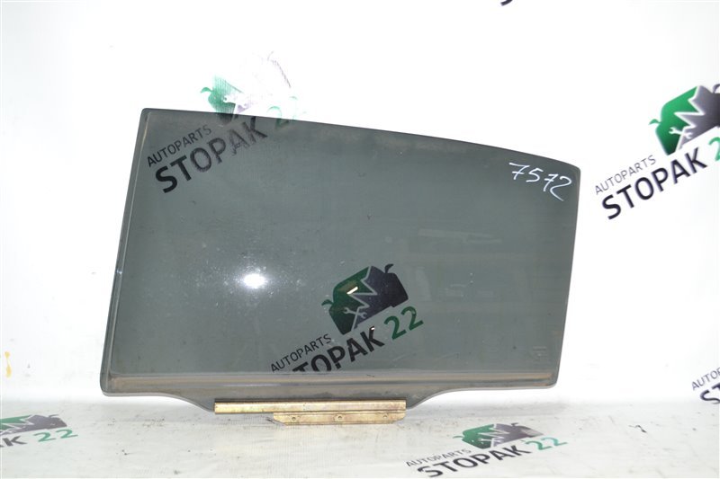 Стекло двери Toyota Allex NZE121 1NZ-FE 2001 заднее левое (б/у)