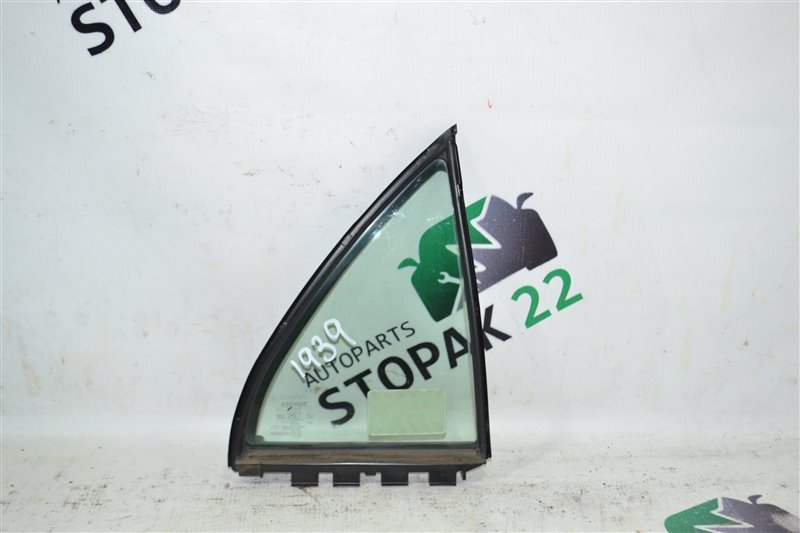 Форточка Toyota Corolla NZE124 1NZ-FE 2000 задняя правая (б/у)