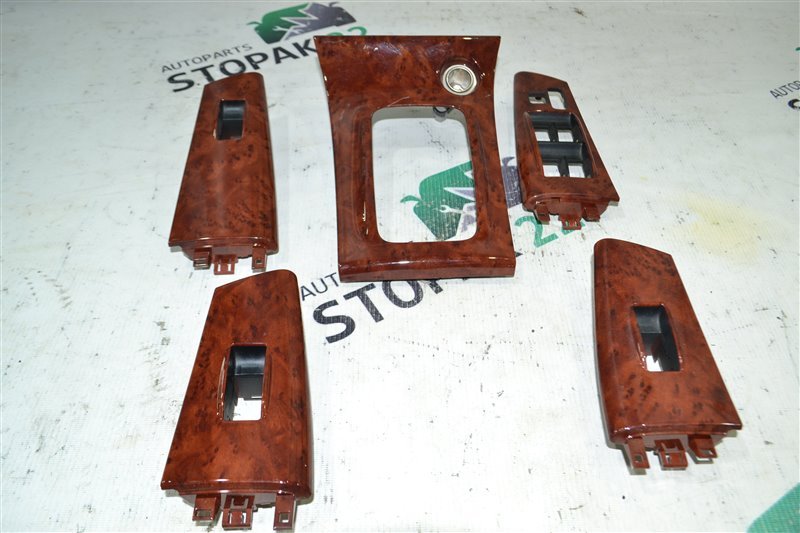 Накладка кнопки стеклоподьёмника Toyota Allex NZE121 1NZ-FE 2001 (б/у)