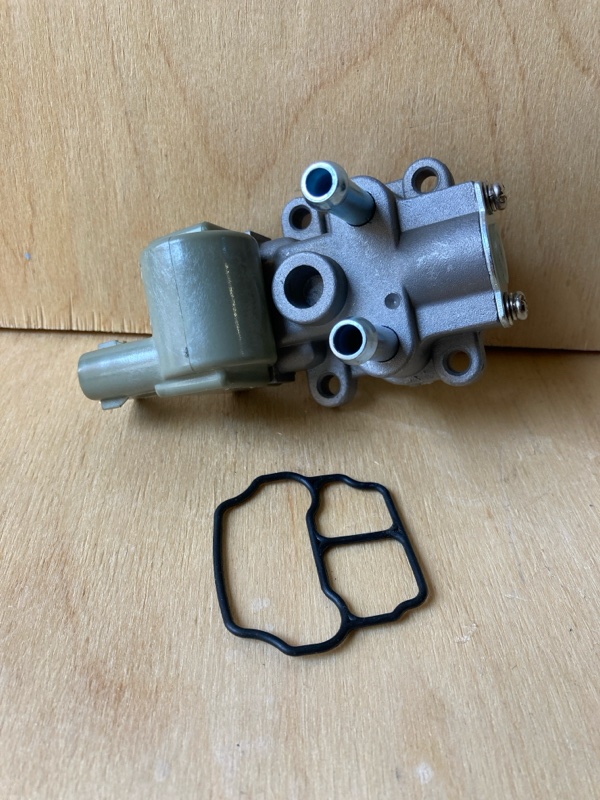 Клапан холостого хода Toyota Corolla EE101 4E-FE