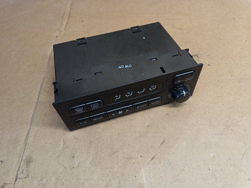 Блок управления печкой Toyota Ipsum CXM10 3CTE 2000 (б/у)