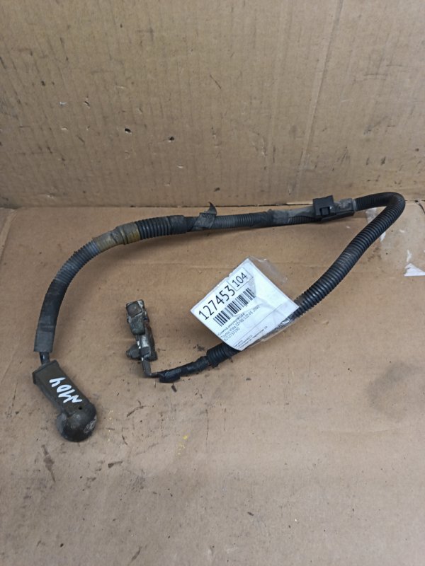Клемма аккумулятора Toyota Vista ZZV50 1ZZ-FE 2002 (б/у)