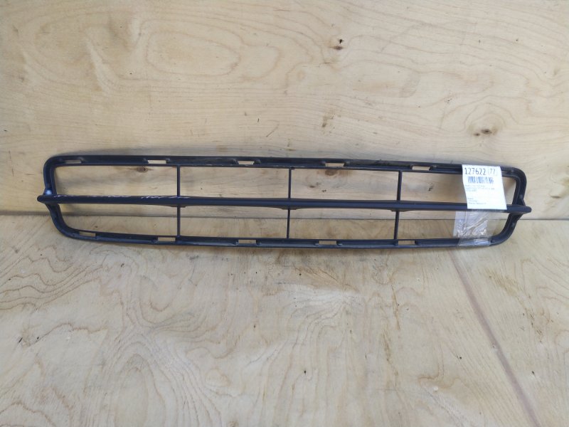Решетка бампера Toyota Premio NZT240 1NZ-FE 2007 передняя (б/у)