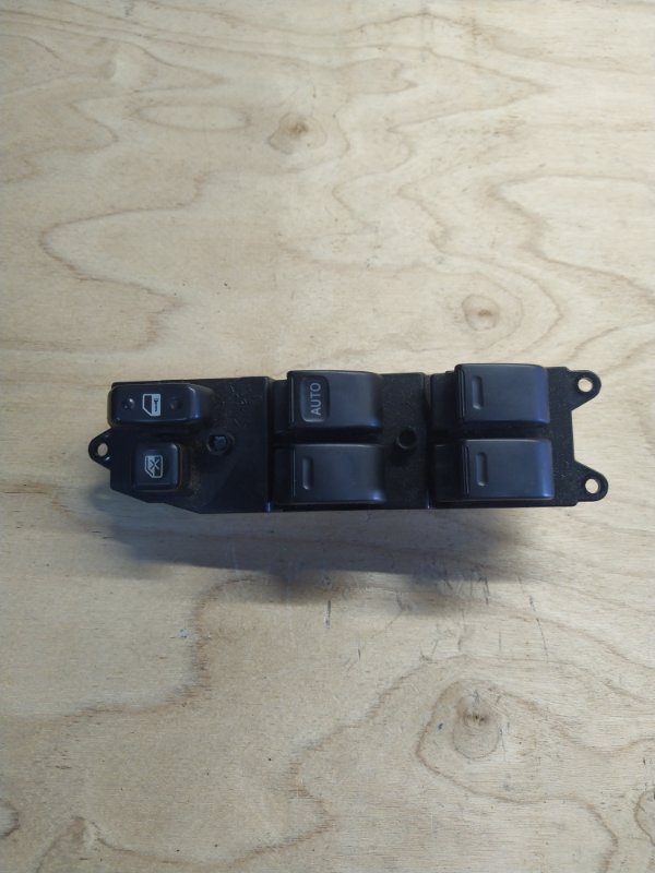 Блок управления стеклоподъемниками Toyota Ipsum SXM10 3S-FE 1999 (б/у)