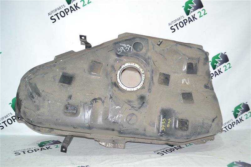 Бак топливный Toyota Corolla NZE121 1NZ-FE 2001 (б/у)