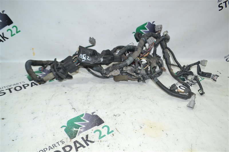 Проводка под капот Toyota Corolla NZE121 1NZ 2002 (б/у)