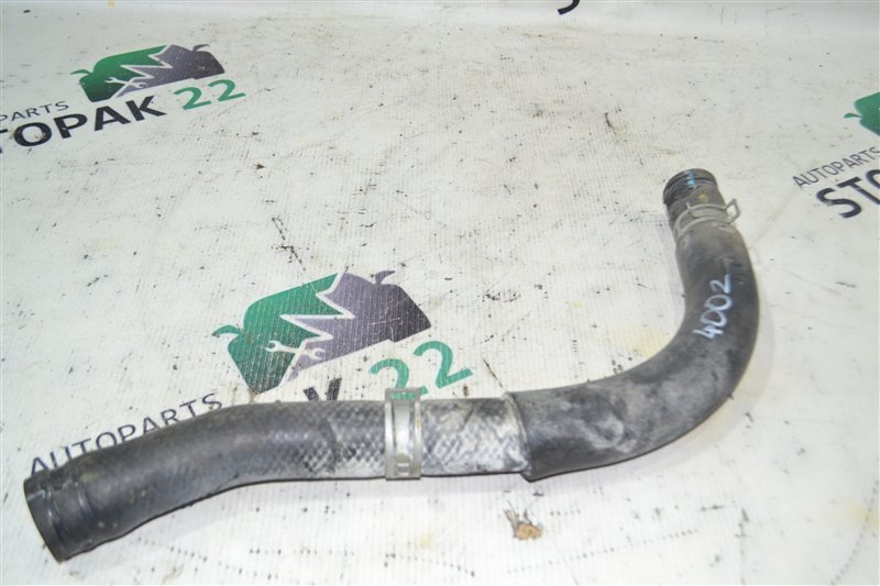 Патрубок радиатора верхний Toyota Corolla NZE124 1NZ 2001 (б/у)