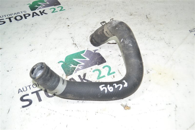 Патрубок радиатора нижний Toyota Corolla NZE124 1NZ 2001 (б/у)