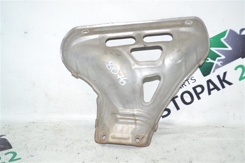 Кожух выпускного коллектора Toyota Corolla NZE121 1NZ 2001 (б/у)
