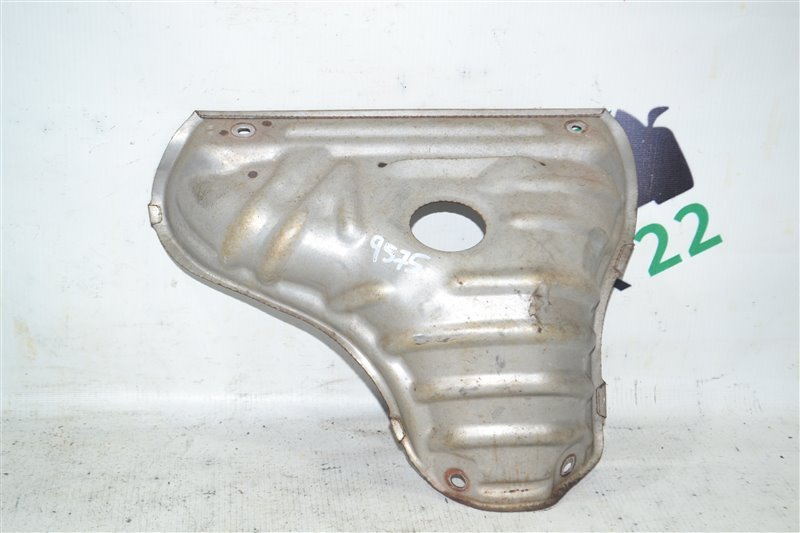 Кожух выпускного коллектора Toyota Corolla NZE124 1NZ 2003 (б/у)