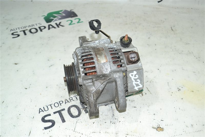 Генератор Toyota Corolla NZE121 1NZ 2001 (б/у)