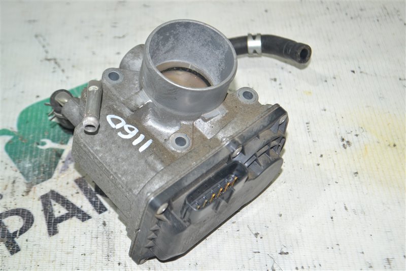Дроссельная заслонка Toyota Corolla NZE121 1NZ-FE 2006 (б/у)