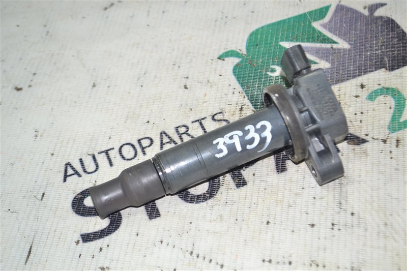 Катушка зажигания Toyota Corolla NZE121 1NZ-FE 2001 (б/у)