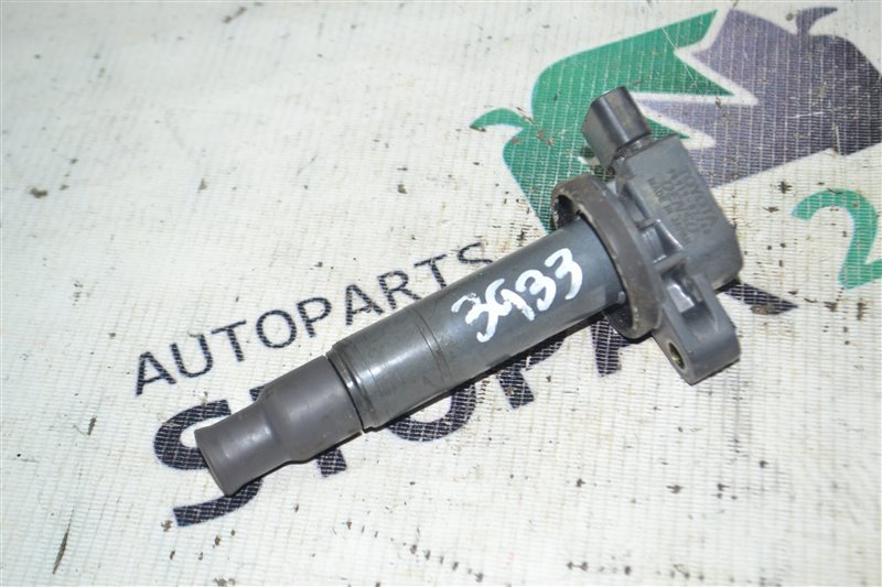 Катушка зажигания Toyota Corolla NZE121 1NZ-FE 2001 (б/у)