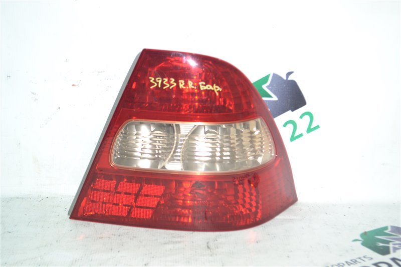 Стоп Toyota Corolla NZE121 1NZ-FE 2001 задний правый (б/у)