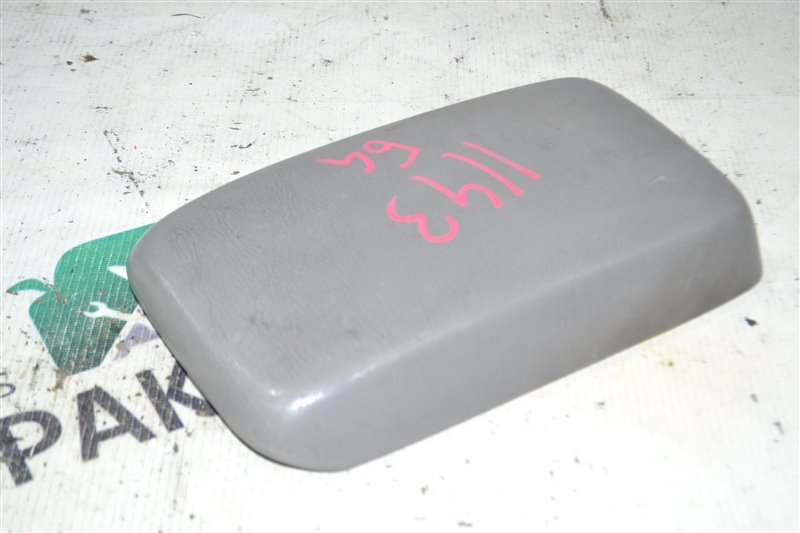 Подлокотник Toyota Corolla NZE121 1NZ 2001 (б/у)