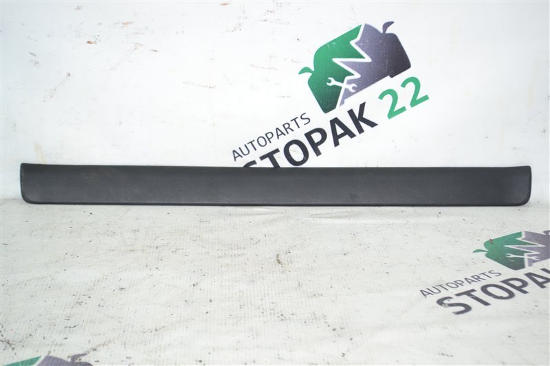 Накладка на порог Toyota Corolla NZE121 1NZ-FE 2005 передняя правая (б/у)