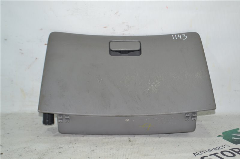 Бардачок Toyota Corolla NZE121 1NZ 2001 (б/у)