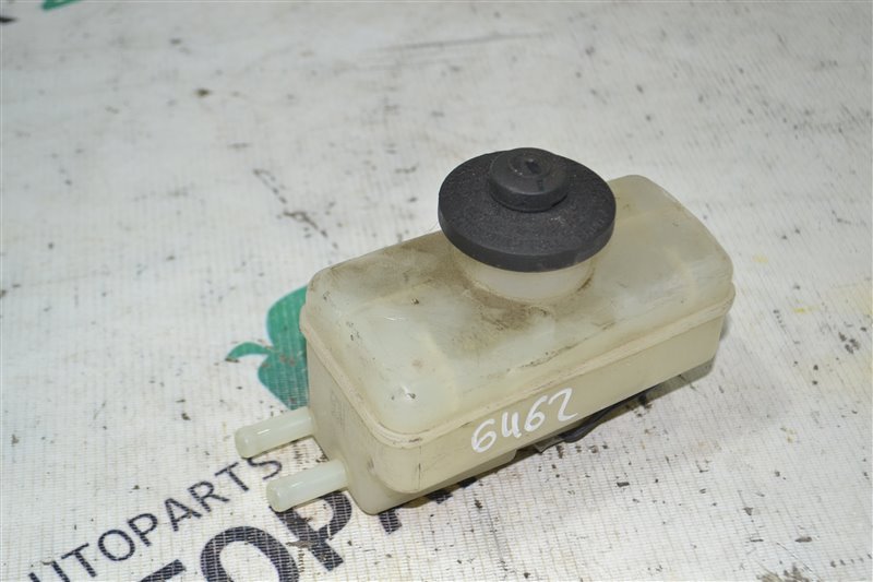 Бачок тормозной жидкости Toyota Corolla Spacio NZE121 1NZ 2002 (б/у)