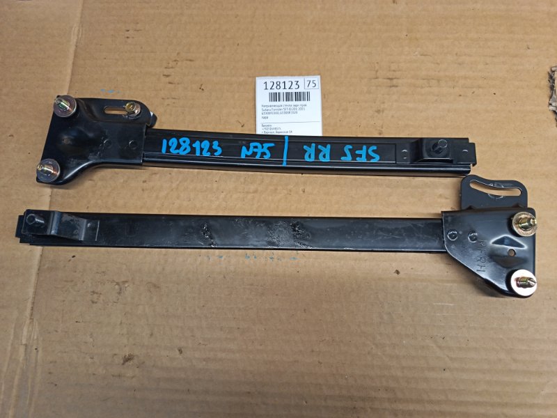 Направляющая стекла Subaru Forester SF5 EJ201 2001 задняя правая (б/у)