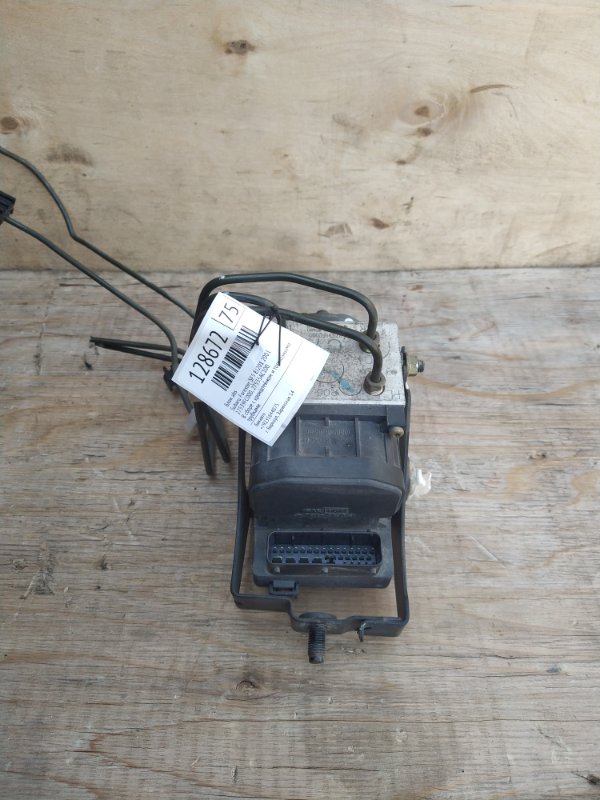 Блок abs Subaru Forester SF5 EJ201 2001 (б/у)