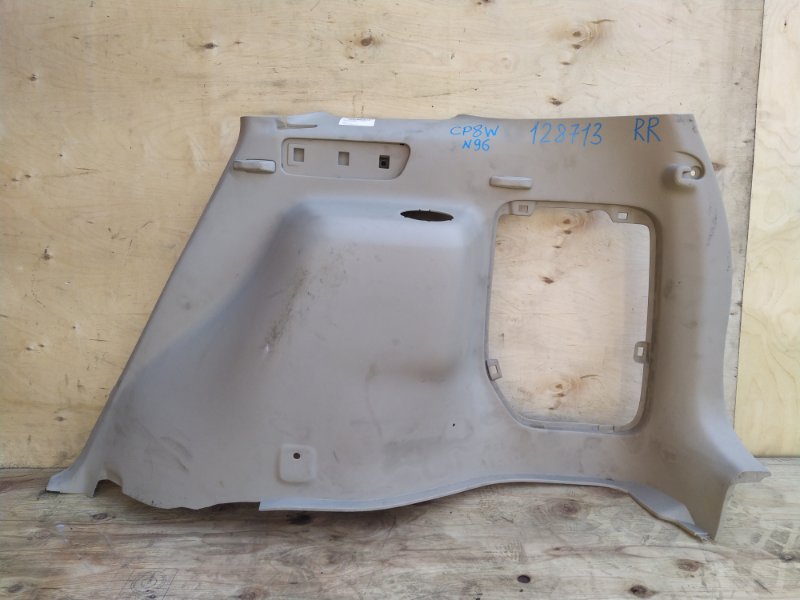 Обшивка багажника Mazda Premacy CP8W FP 2003 задняя правая (б/у)
