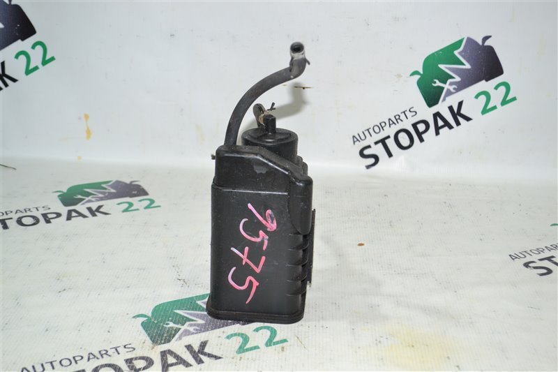 Фильтр паров топлива Toyota Corolla NZE124 1NZ 2003 (б/у)