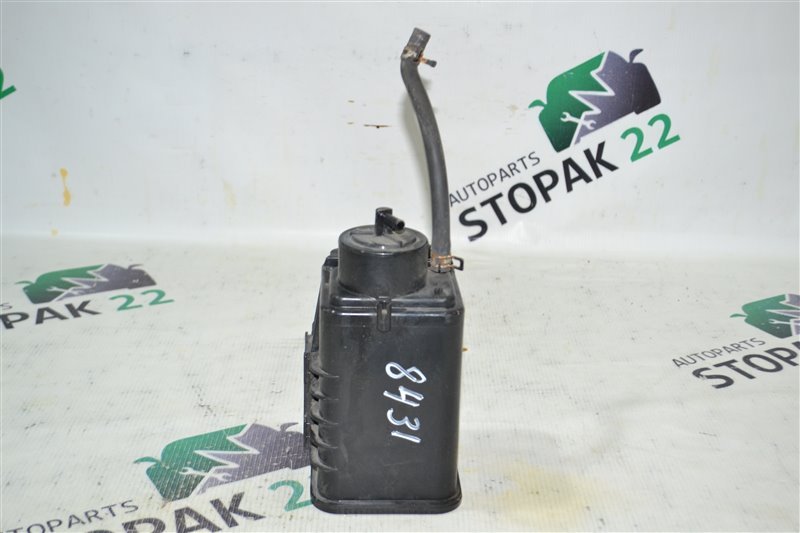 Фильтр паров топлива Toyota Corolla NZE121 1NZ-FE 2005 (б/у)