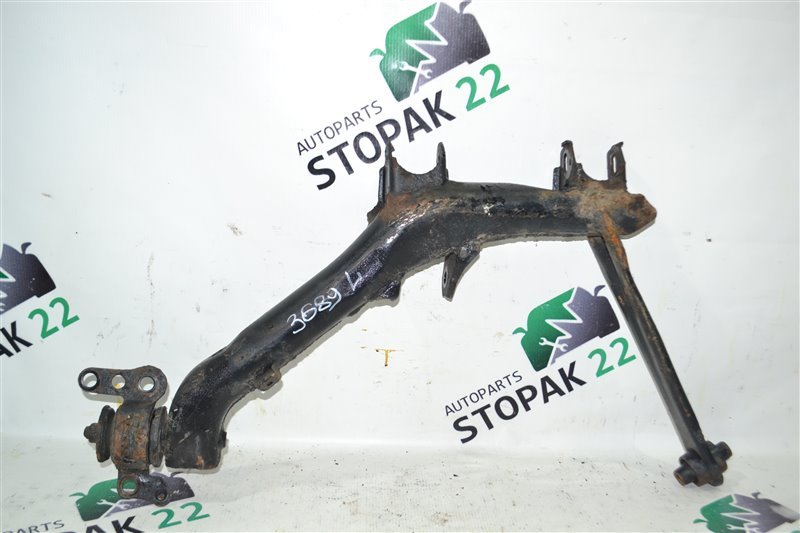 Рычаг нижний Toyota Corolla NZE124 2002 задний левый (б/у)