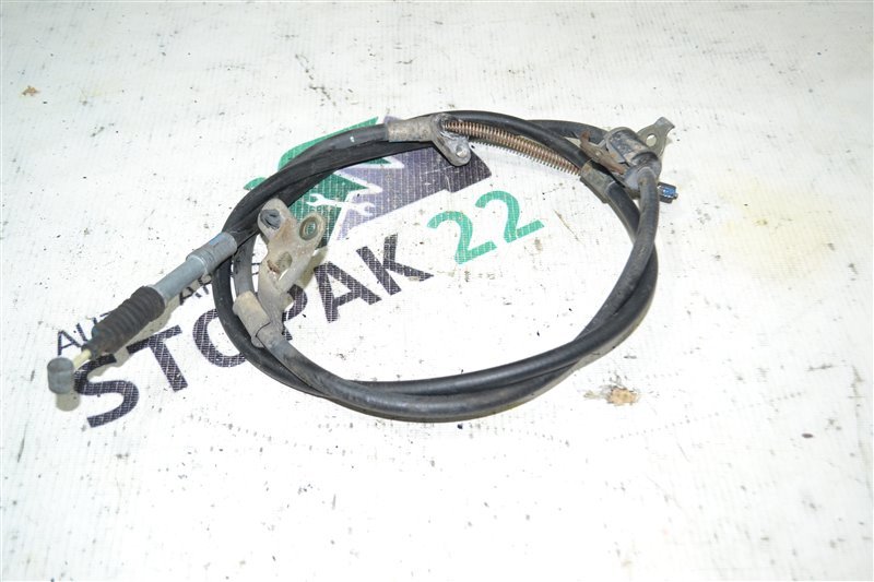 Трос ручника Toyota Corolla NZE121 1NZ-FE 2001 задний правый (б/у)