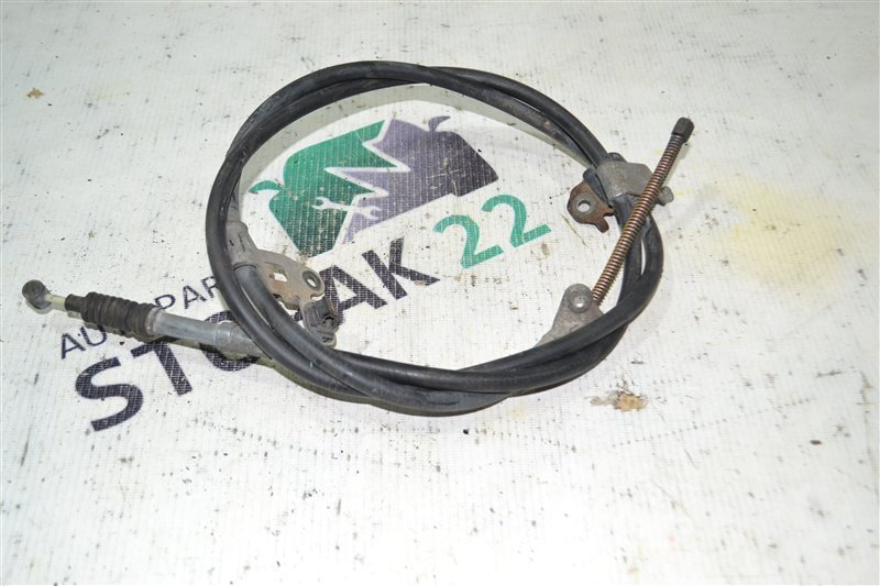 Трос ручника Toyota Corolla NZE121 1NZ 2001 задний правый (б/у)