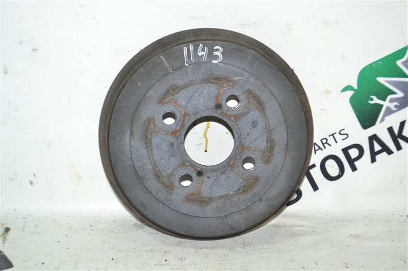 Тормозной барабан Toyota Corolla NZE121 1NZ 2001 задний (б/у)