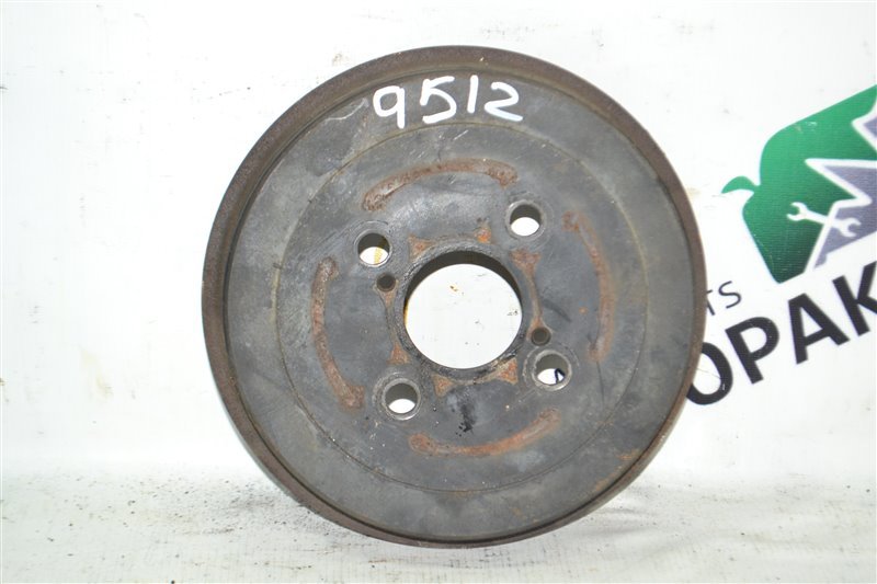 Тормозной барабан Toyota Corolla NZE121 1NZ 2002 задний (б/у)