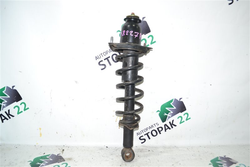 Стойка Toyota Corolla NZE121 1NZ 2001 задняя правая (б/у)